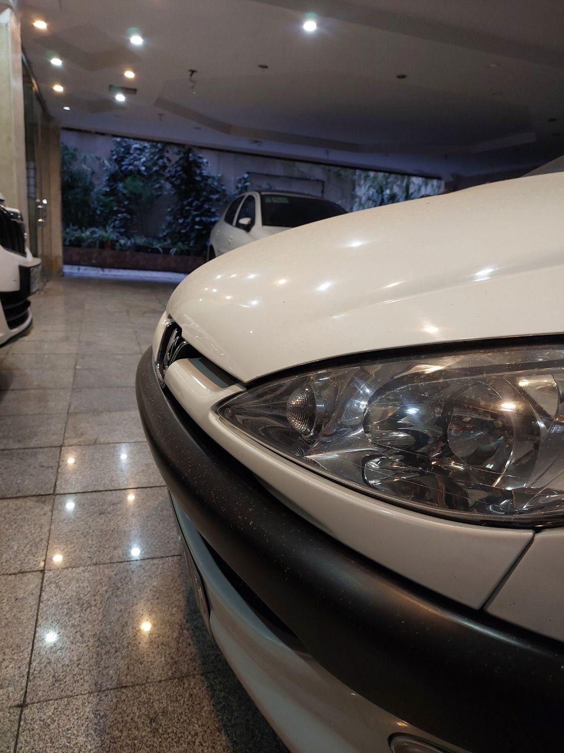 پژو ۲۰۶ صندوق دار v8 - 1395