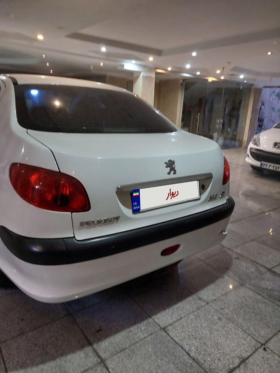 پژو ۲۰۶ صندوق دار v8 - 1395