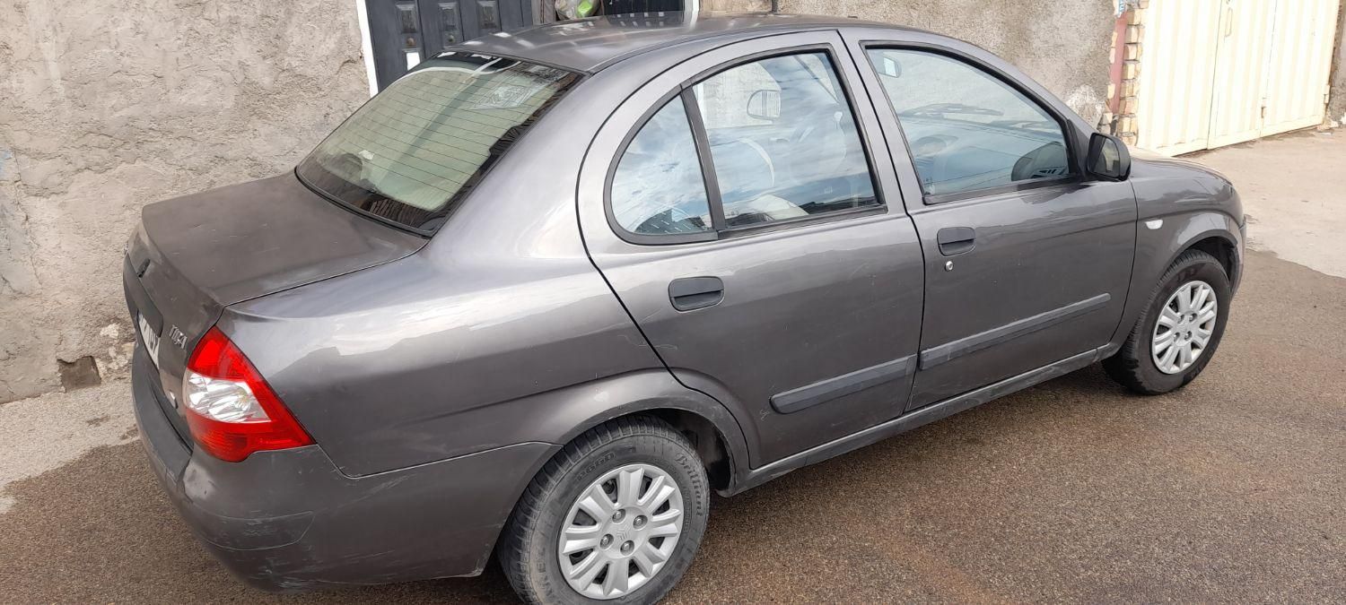 تیبا صندوق دار LX - 1391