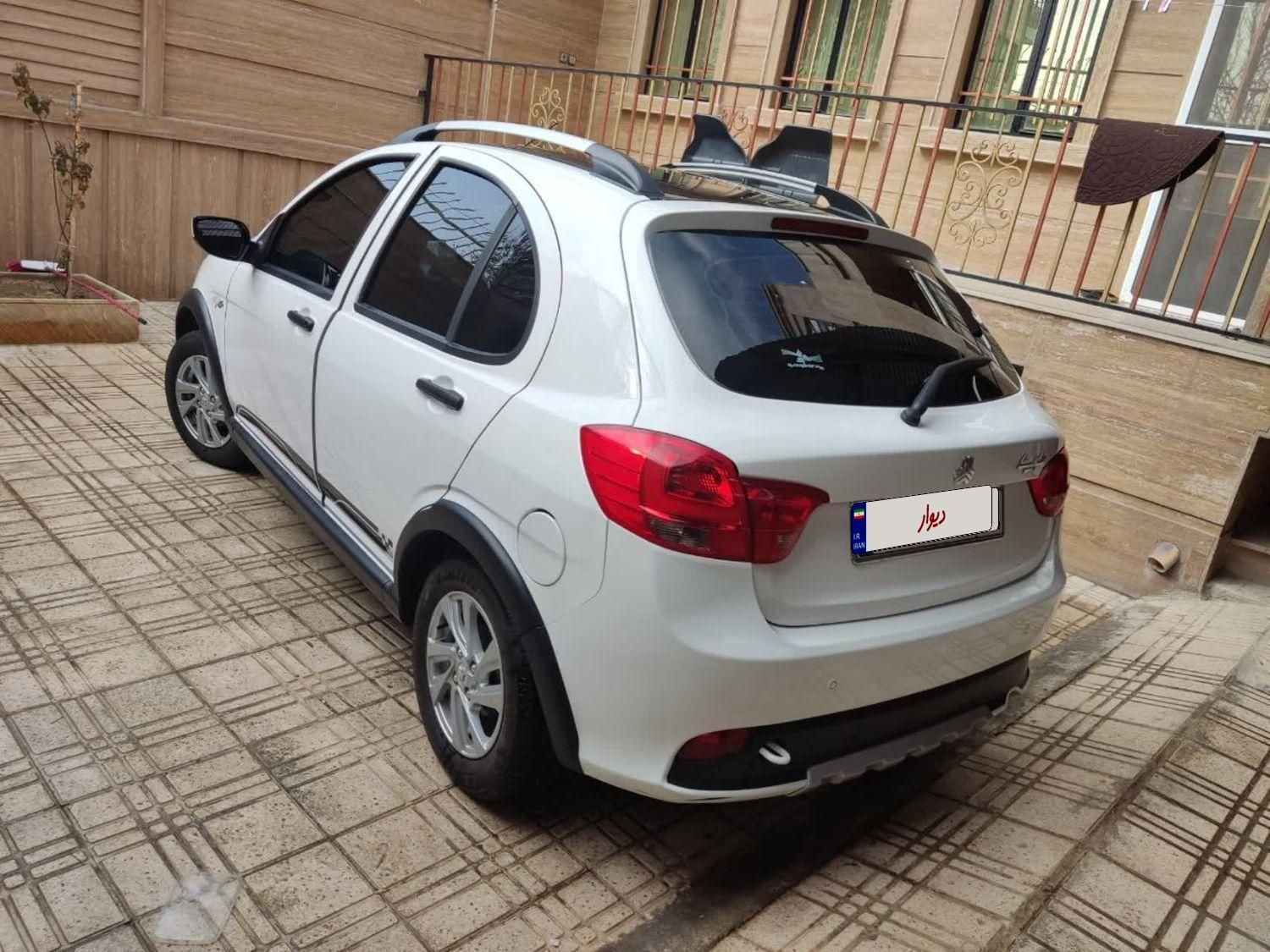 کوییک R دنده‌ای - 1402