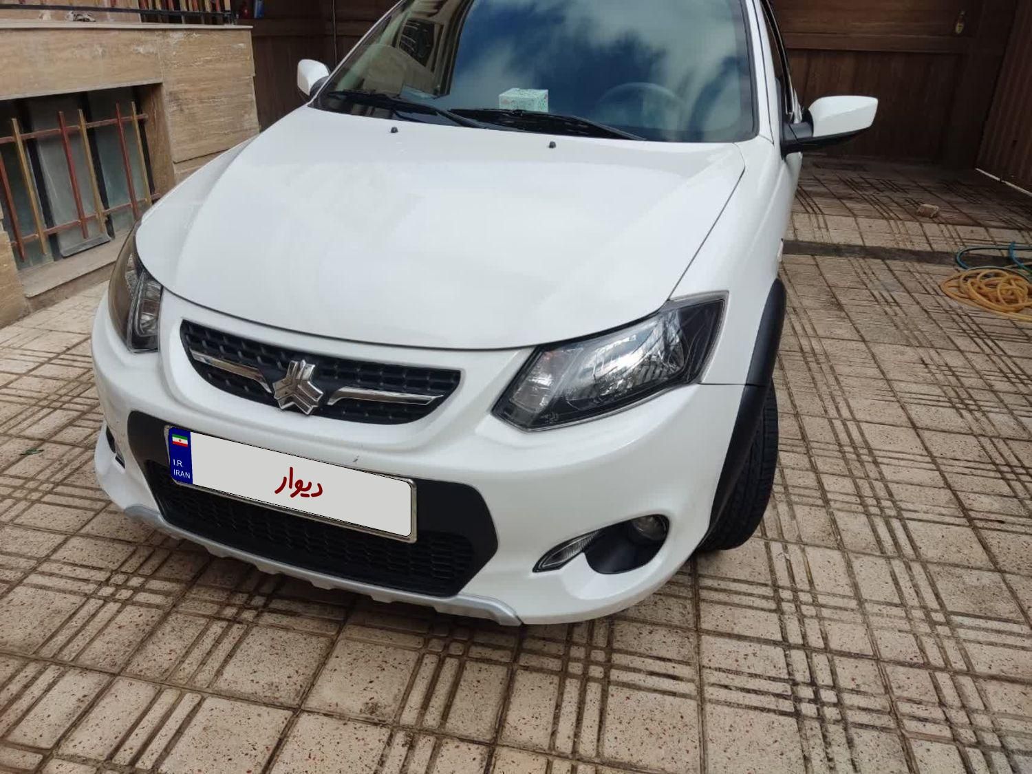 خودرو کوییک، R آگهی ann_19546678