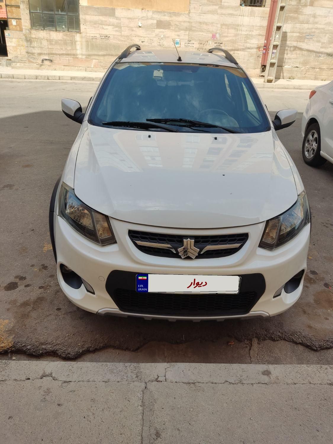 خودرو کوییک، معمولی آگهی ann_19546712