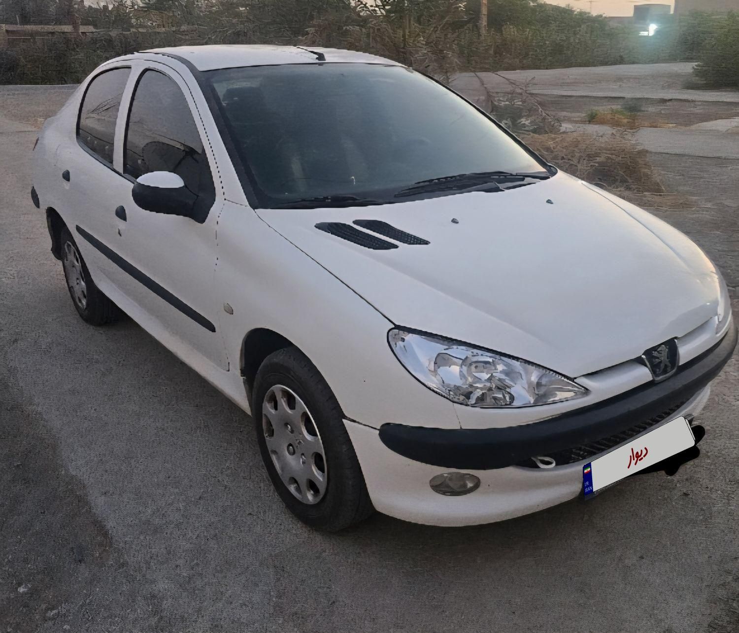 پژو ۲۰۶ صندوق دار v8 - 1396