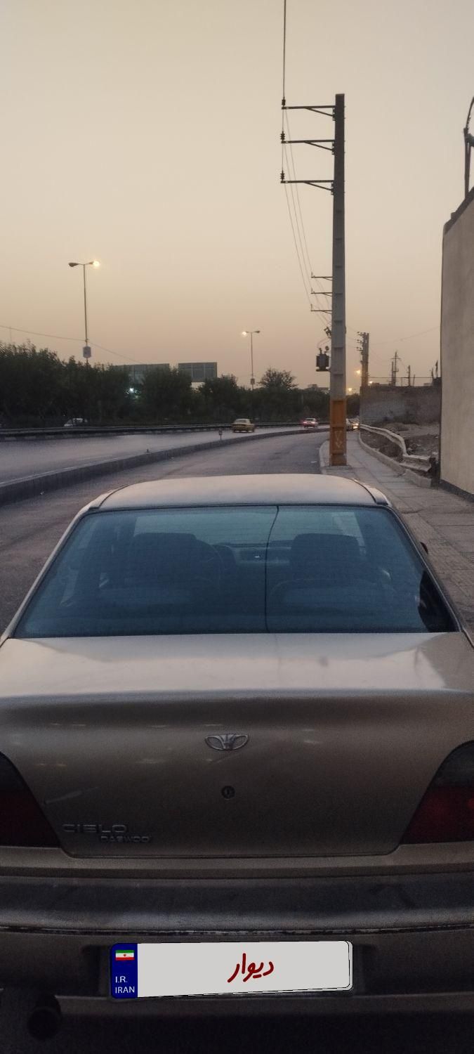 دوو سیلو سدان - 1383