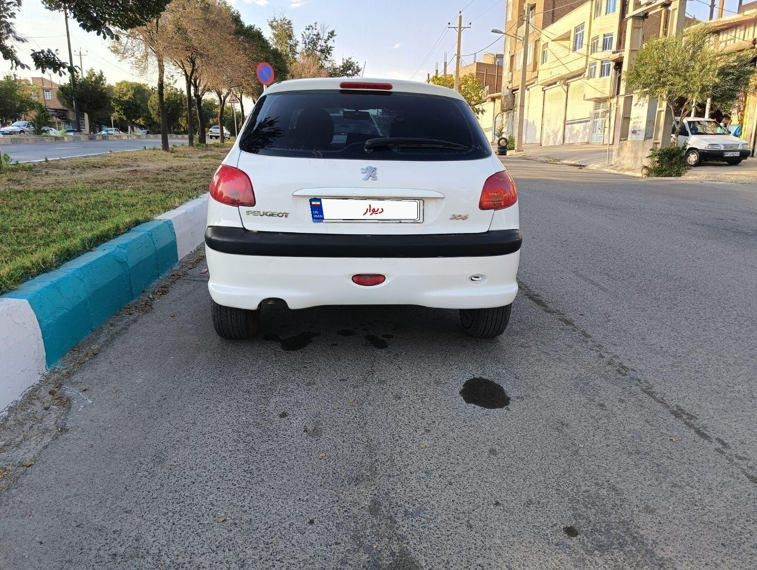 پژو 206 تیپ 2 - 1385