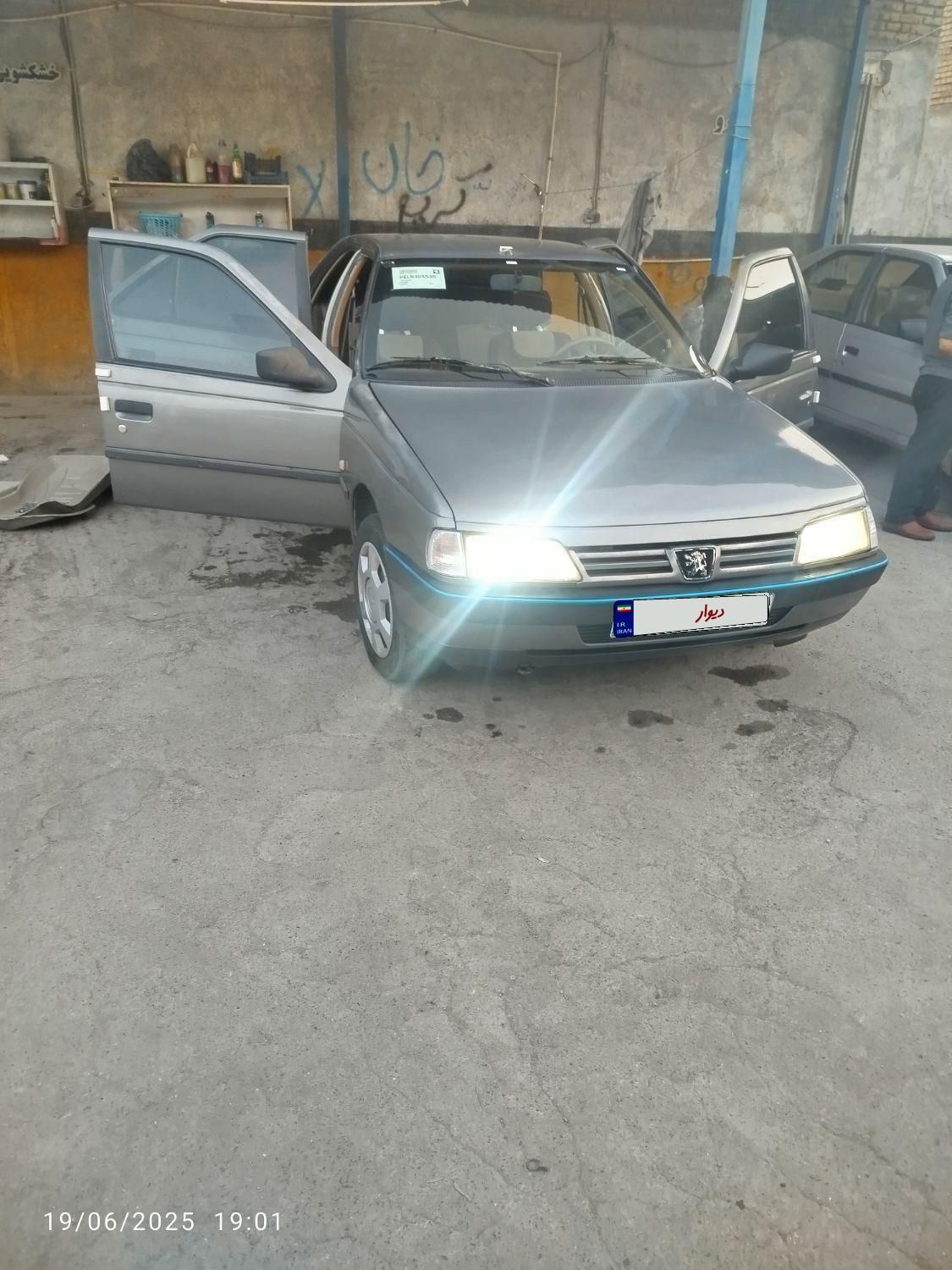 پژو 405 GLX - 1390