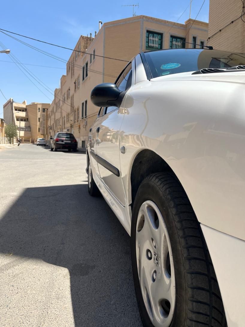 پژو ۲۰۶ صندوق دار v2 - 1388