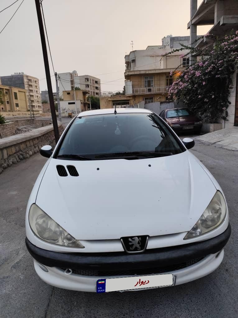 پژو ۲۰۶ صندوق دار v8 - 1398