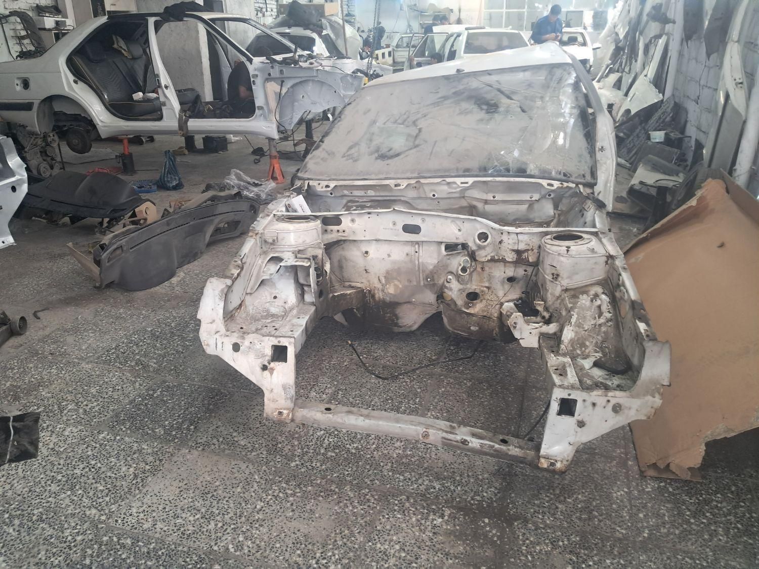 پژو پارس XU7ساده - 1393