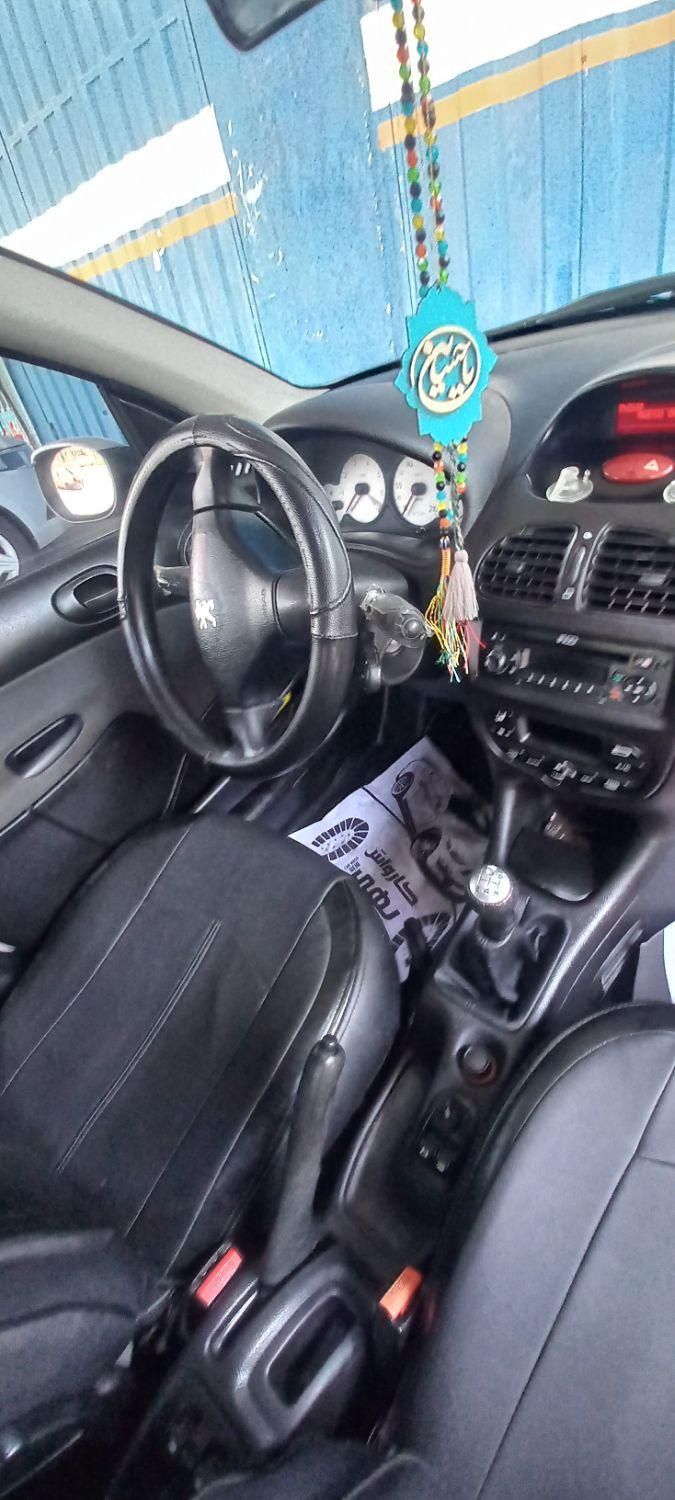 پژو ۲۰۶ صندوق دار v8 - 1395