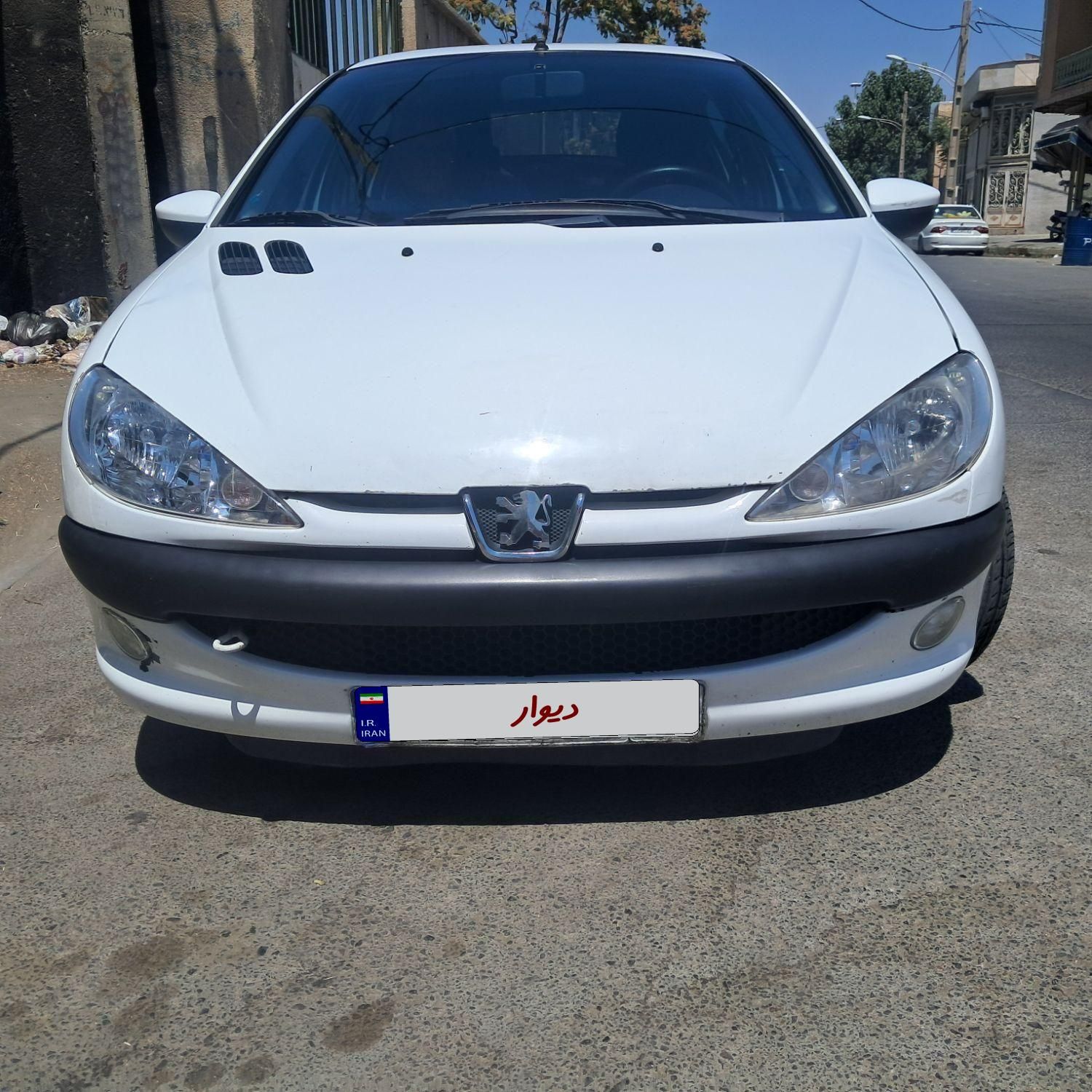 پژو ۲۰۶ صندوق دار v8 - 1394