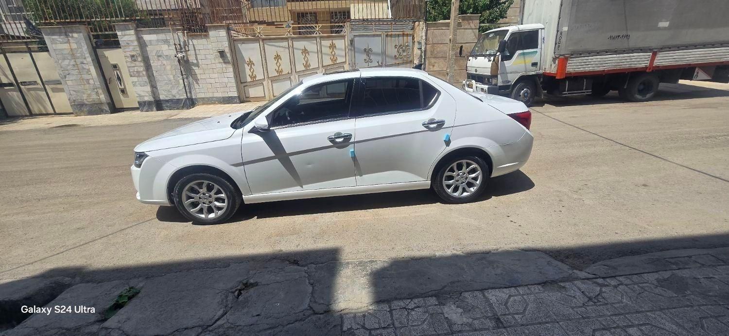 دنا پلاس توربو 6 دنده - 1402