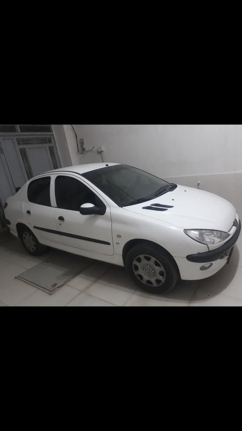 پژو ۲۰۶ صندوق دار v8 - 1391