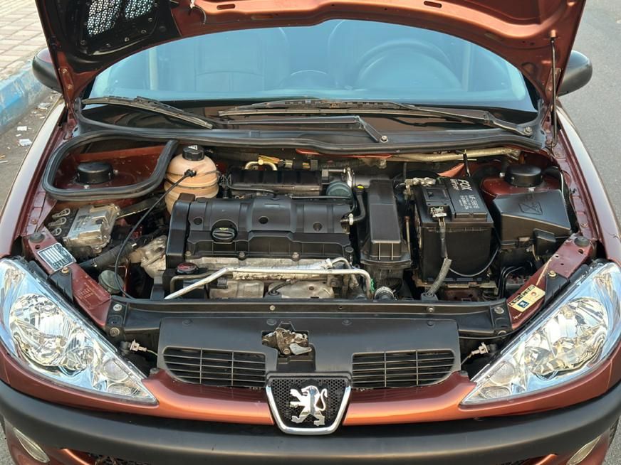 پژو ۲۰۶ صندوق دار v8 - 1386