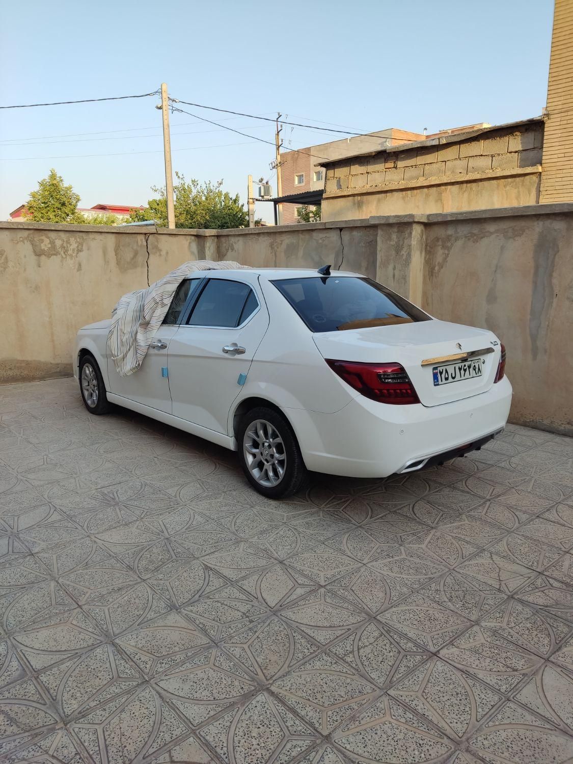 دنا پلاس توربو 6 دنده - 1402