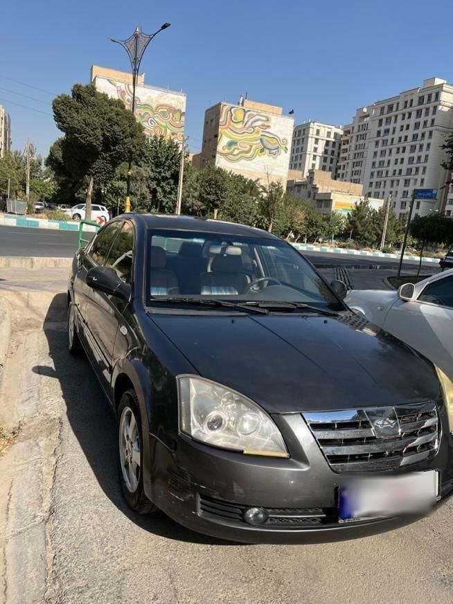 ام وی ام 530 دنده ای - 1389