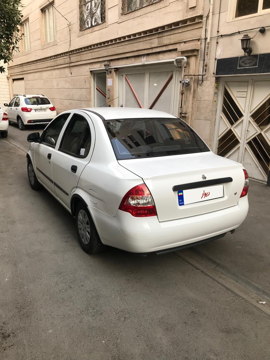 تیبا صندوق دار SX - 1400