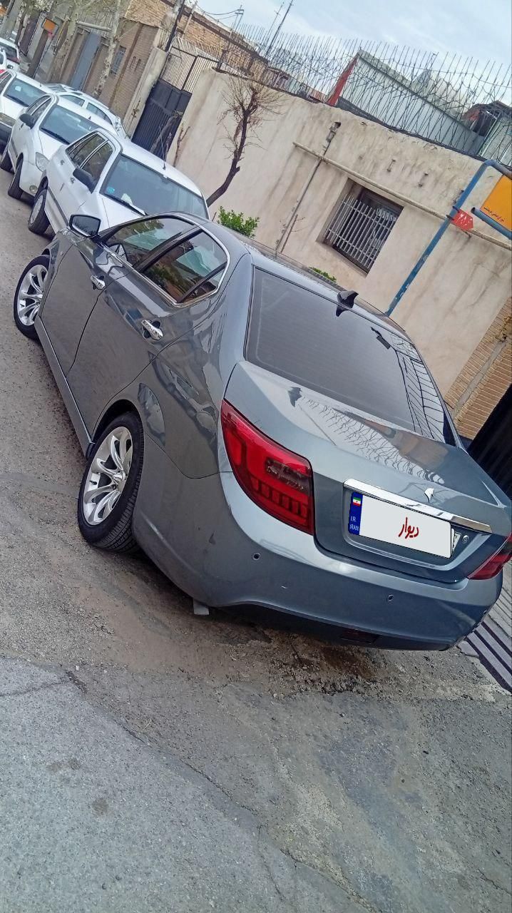 دنا پلاس توربو 6 دنده - 1400