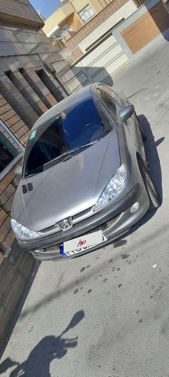 پژو ۲۰۶ صندوق دار v8 - 1397