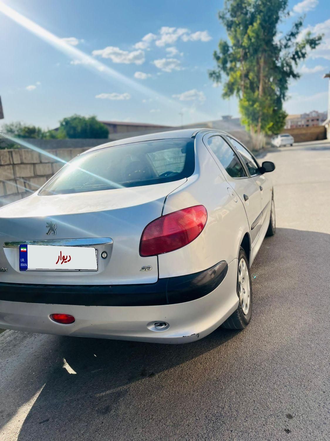 پژو ۲۰۶ صندوق دار v20 - 1386