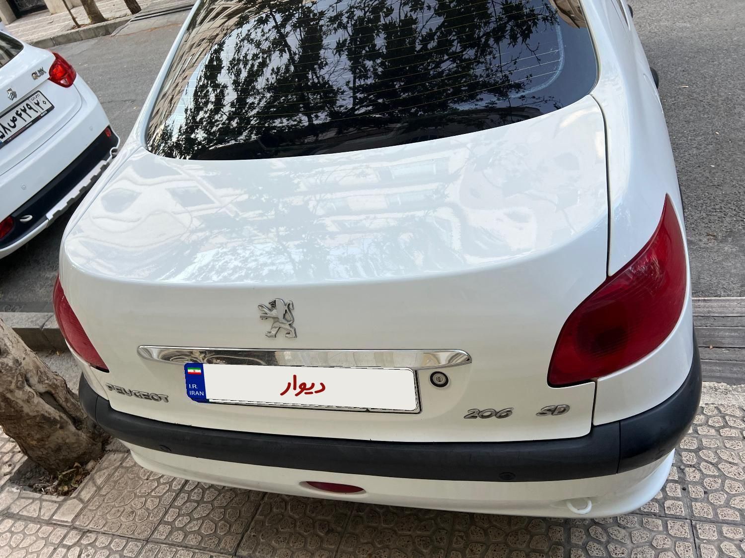 پژو ۲۰۶ صندوق دار v8 - 1394