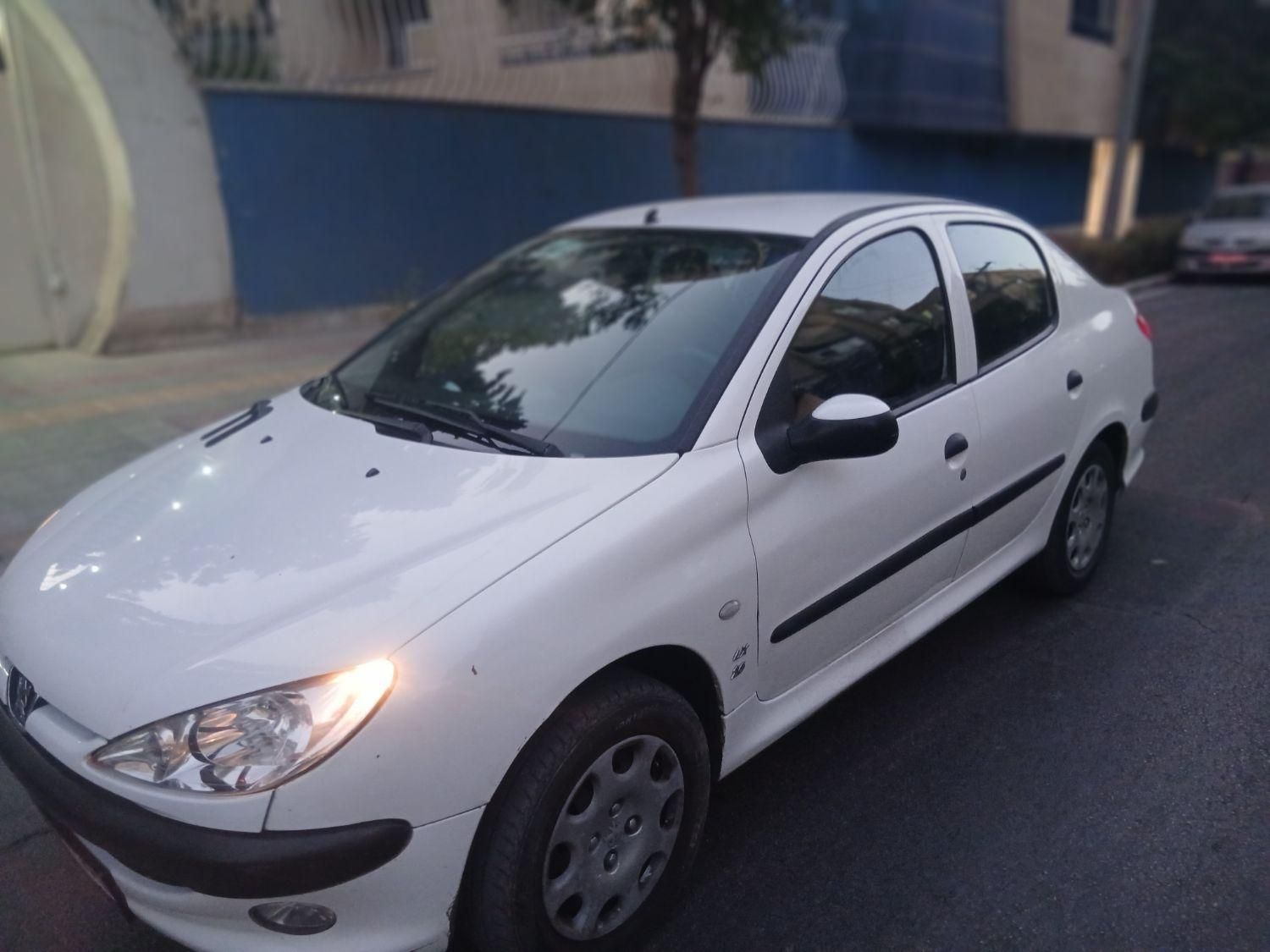 پژو ۲۰۶ صندوق دار v8 - 1400