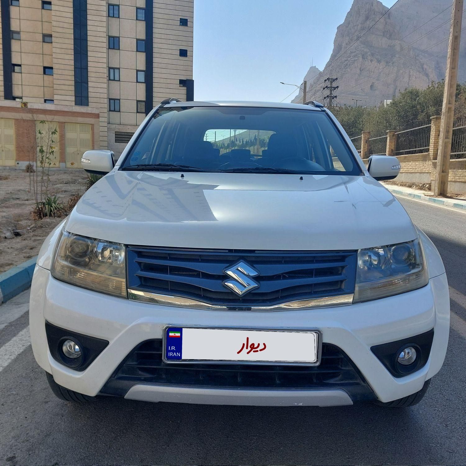 سوزوکی ویتارا ایران خودرو 2400 اتوماتیک - 1396