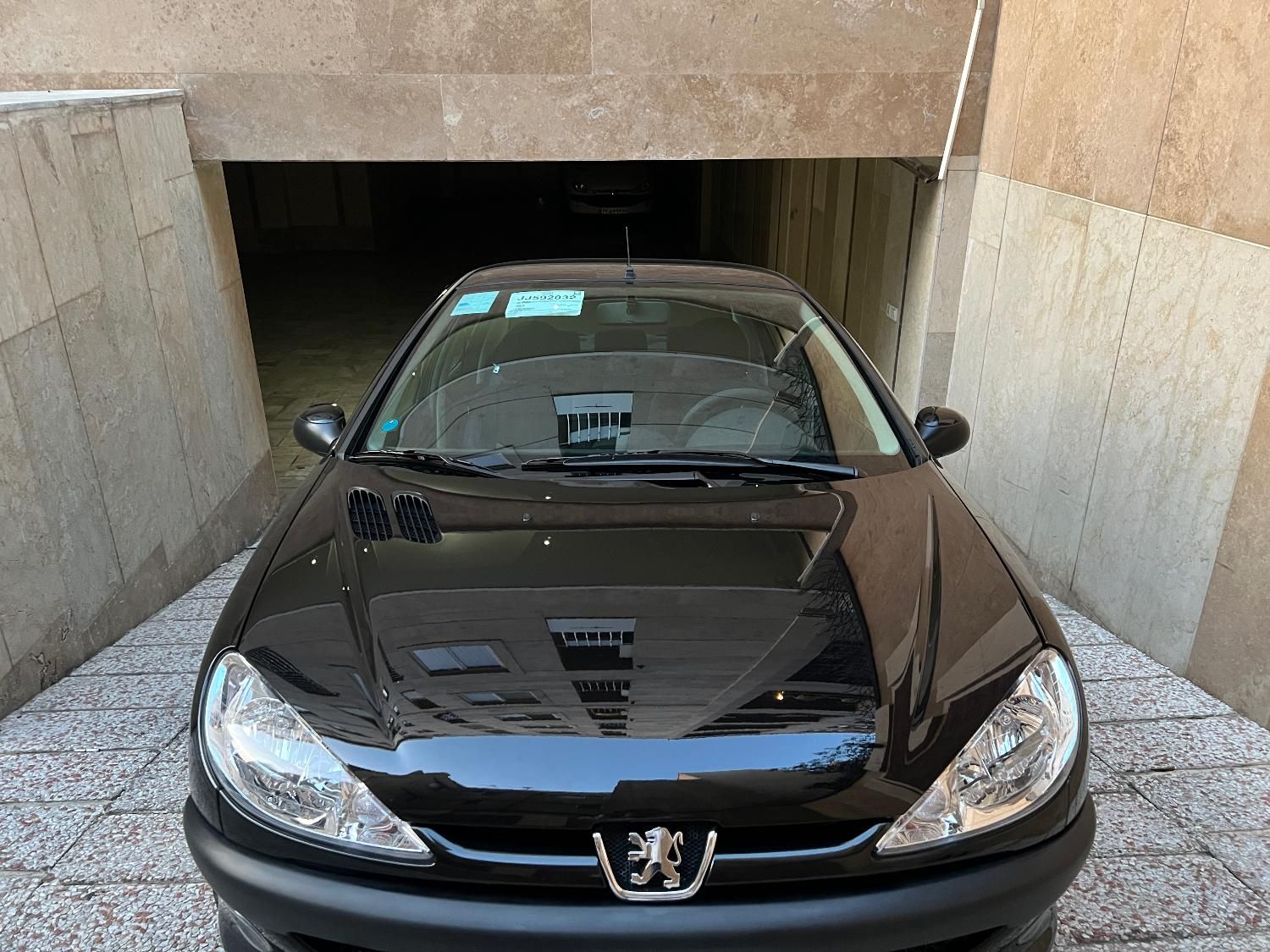 پژو ۲۰۶ صندوق دار v8 - 1397