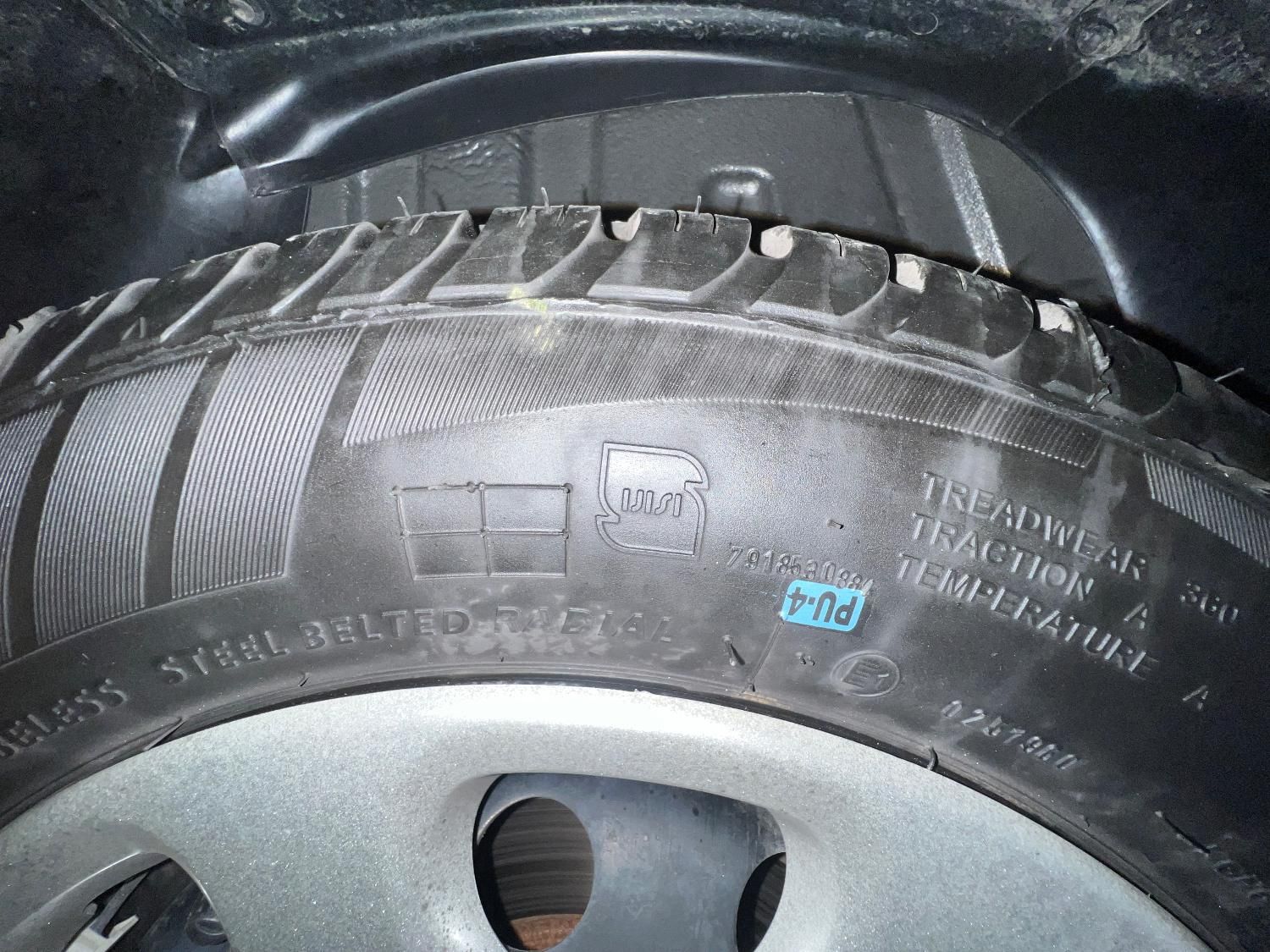 پژو ۲۰۶ صندوق دار v8 - 1397