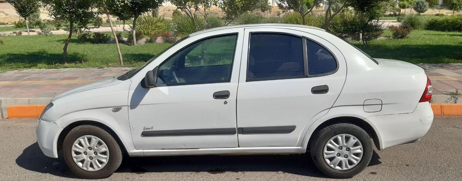 تیبا صندوق دار SX - 1392