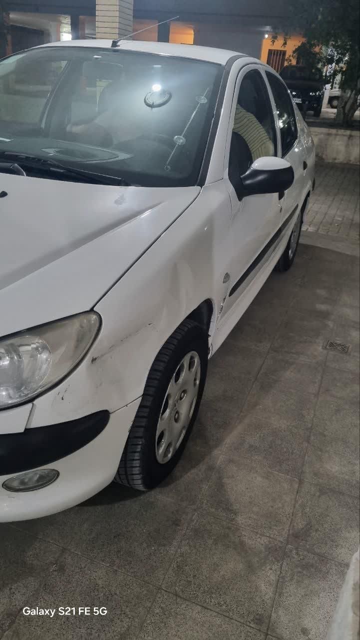 پژو ۲۰۶ صندوق دار v8 - 1393