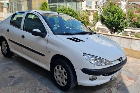 پژو ۲۰۶ صندوق دار v8 - 1393