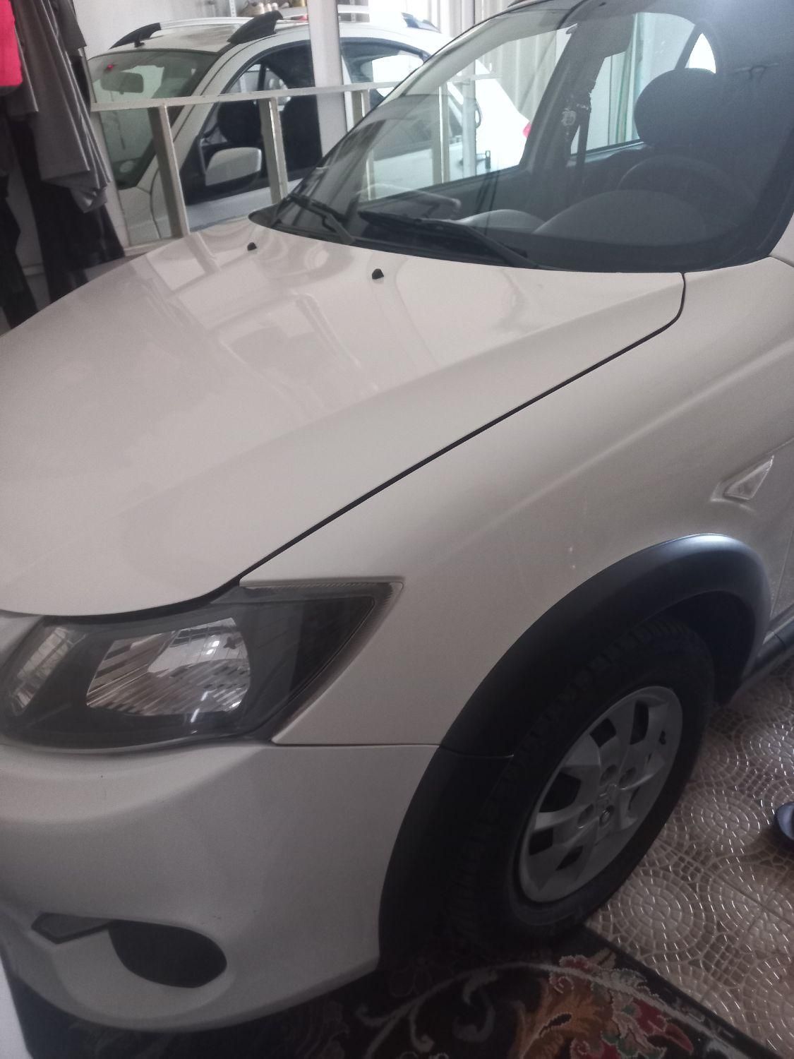 خودرو کوییک، معمولی آگهی ann_19550380