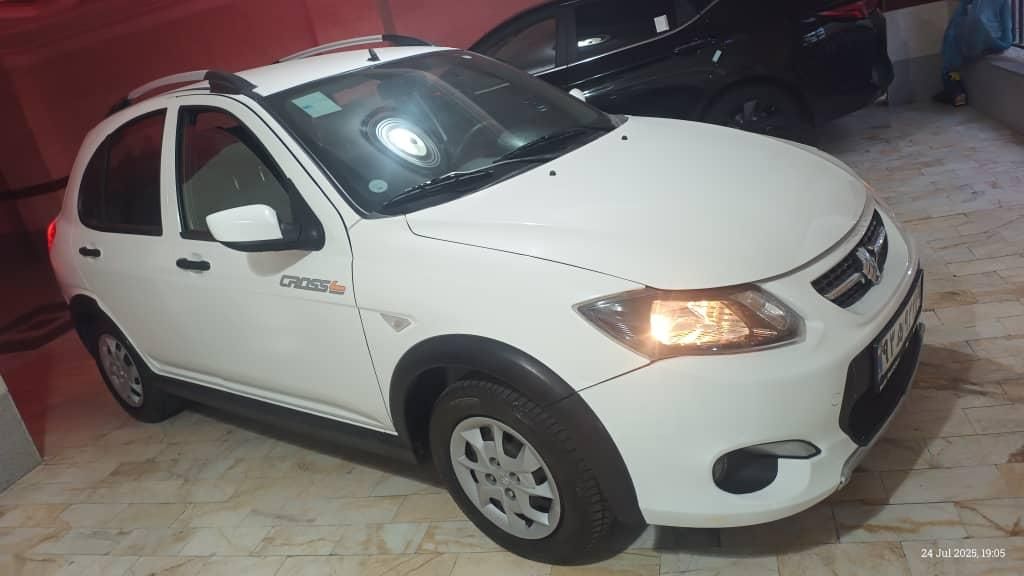 خودرو کوییک، معمولی آگهی ann_19550475
