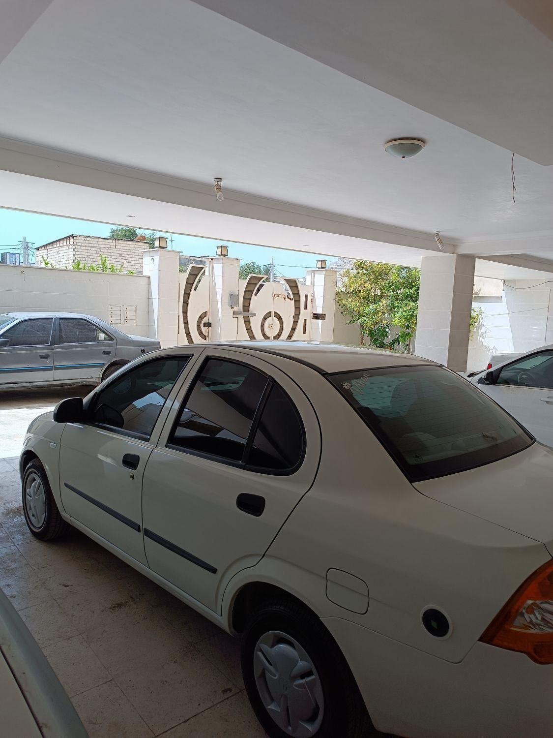 تیبا صندوق دار SX - 1400