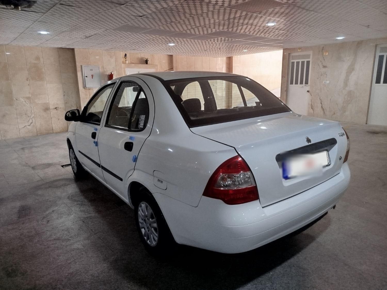 تیبا صندوق دار SX - 1399