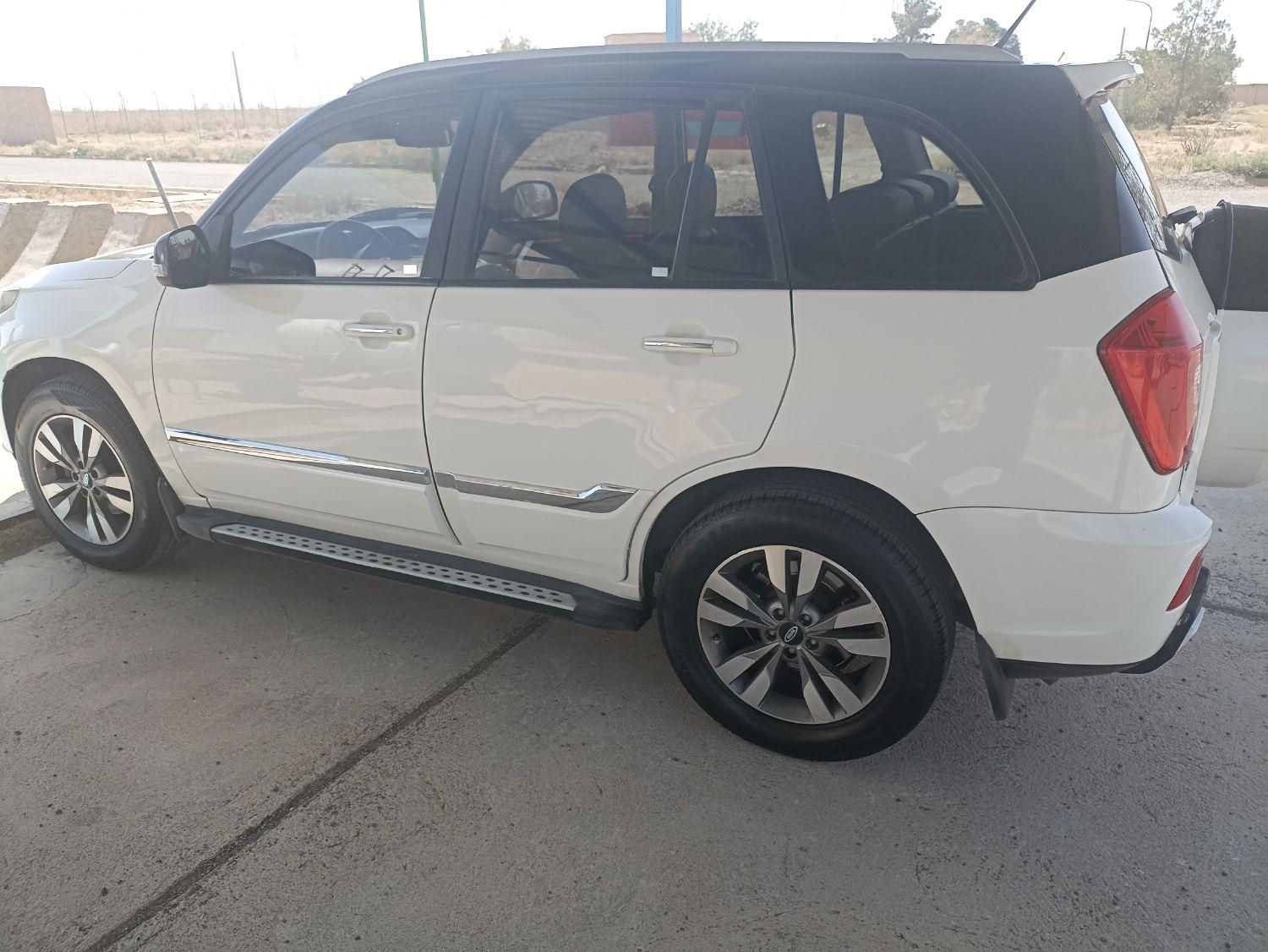ام وی ام X33 S اتوماتیک اسپرت - 1396