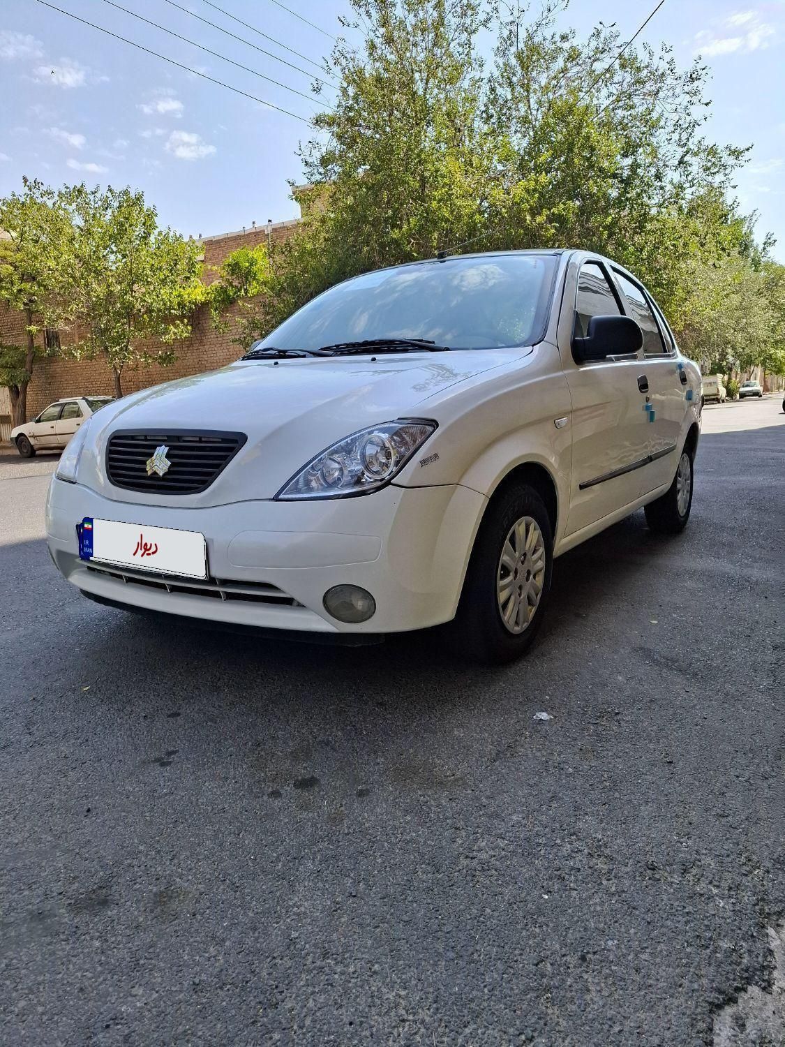 تیبا صندوق دار SX - 1395