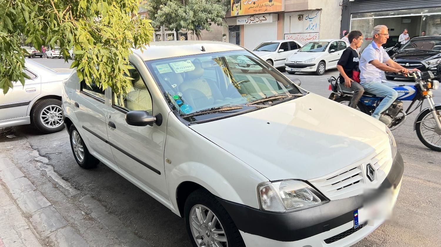 رنو تندر 90 E2 - 1389