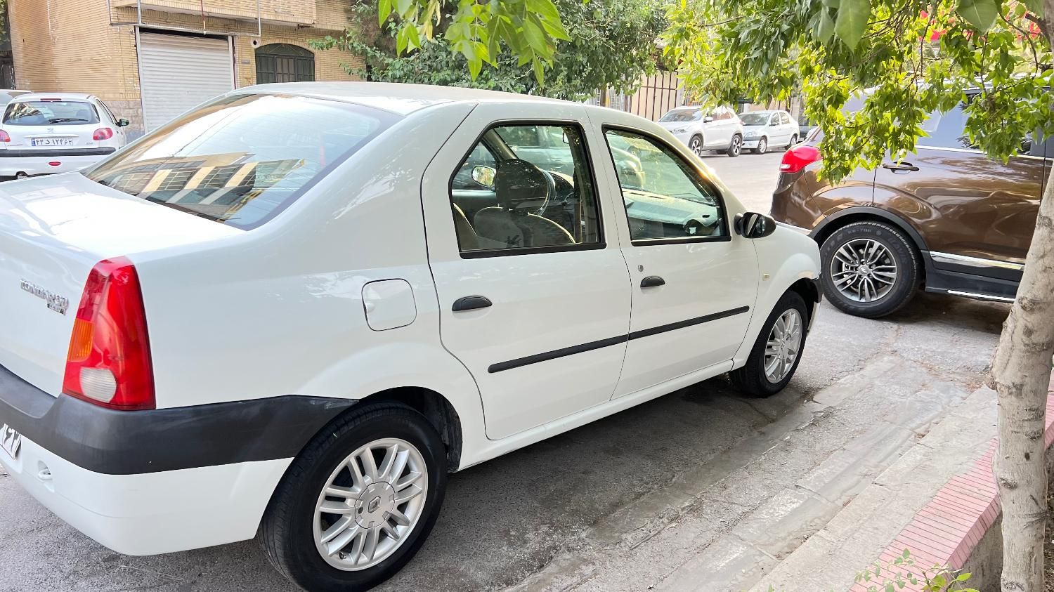 خودرو رنو، تندر 90 آگهی ann_19551107