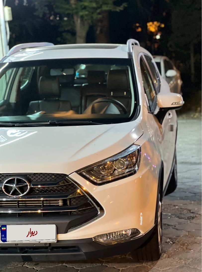جک S3 اتوماتیک - 1402