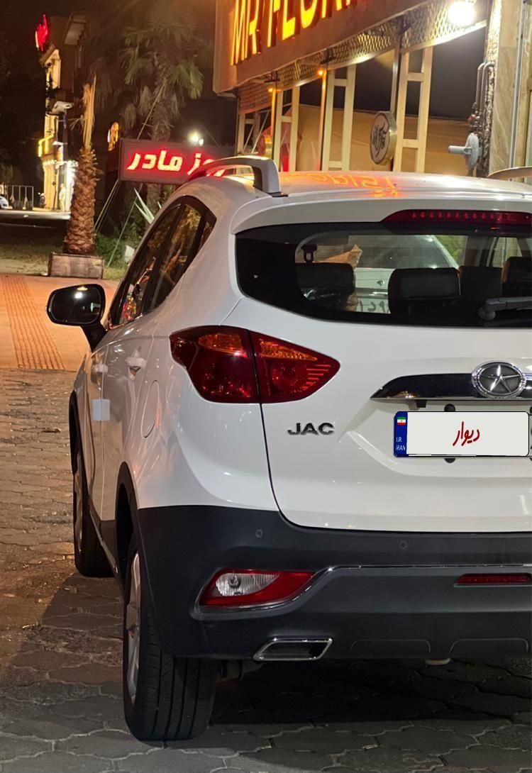 جک S3 اتوماتیک - 1402