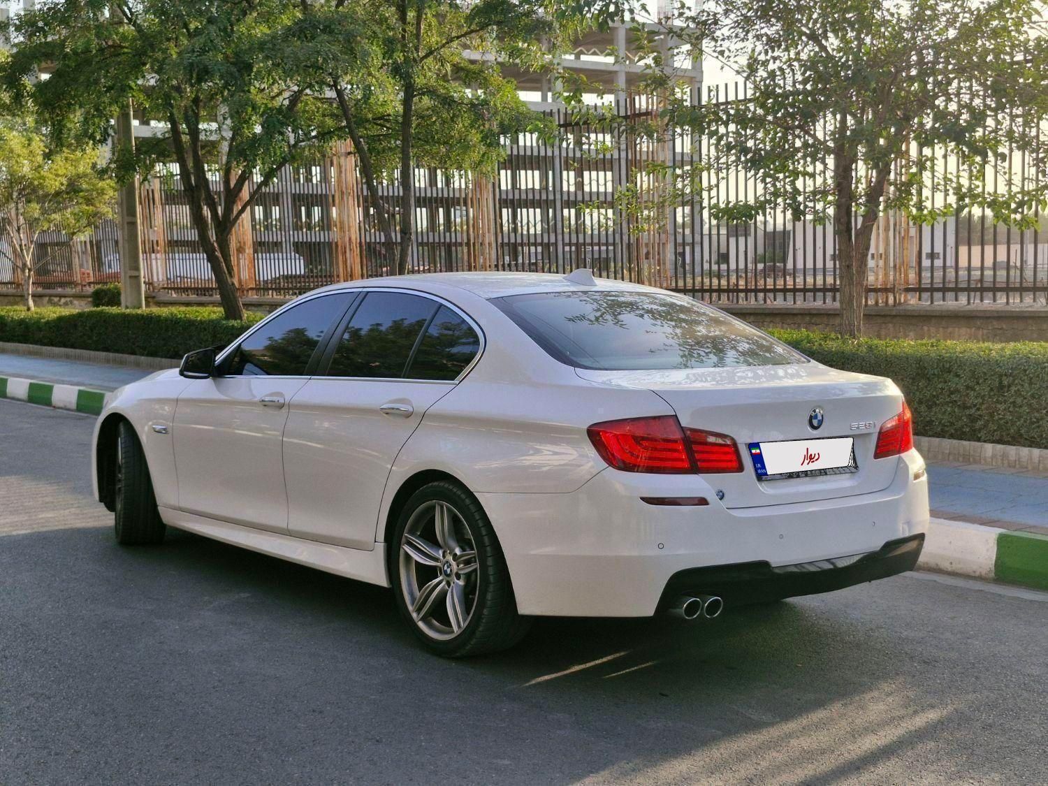 ب ام و سری 5 523i - 2011