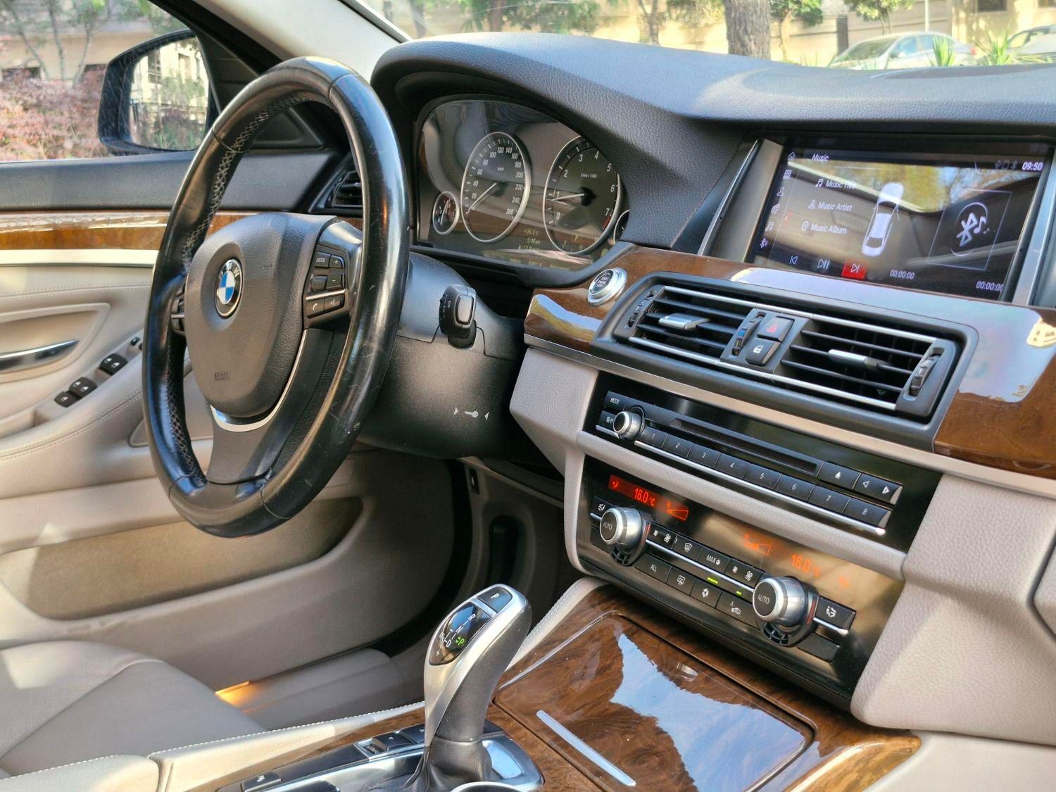 ب ام و سری 5 523i - 2011
