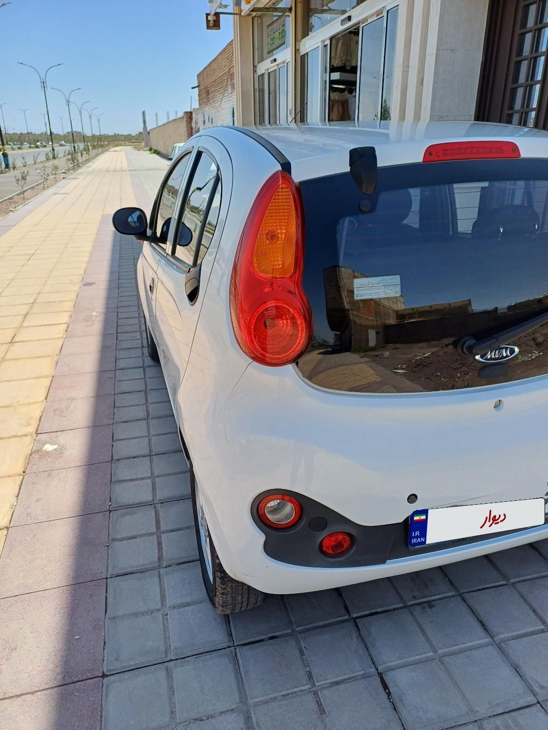 خودرو ام وی ام، 110S آگهی ann_19551650