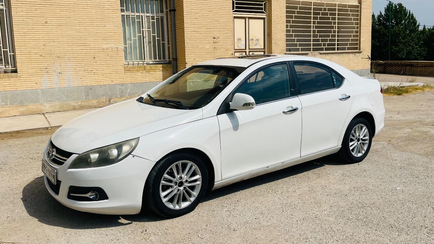 جک J5 اتوماتیک - 1394
