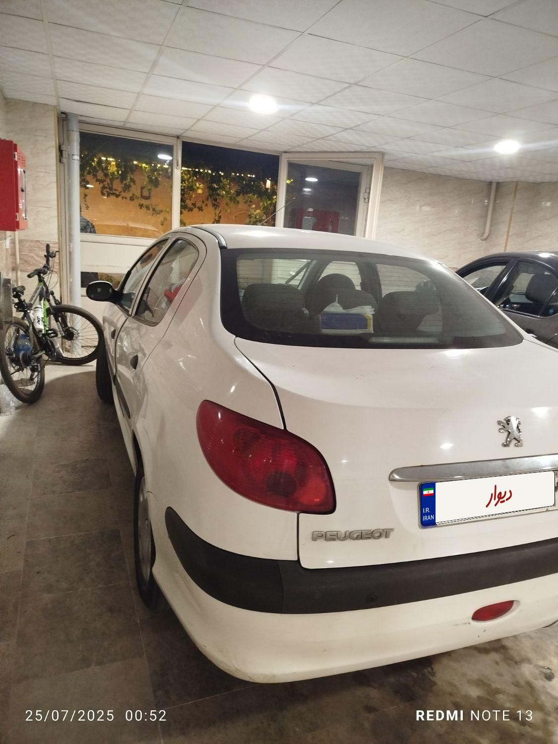 پژو ۲۰۶ صندوق دار v8 - 1398
