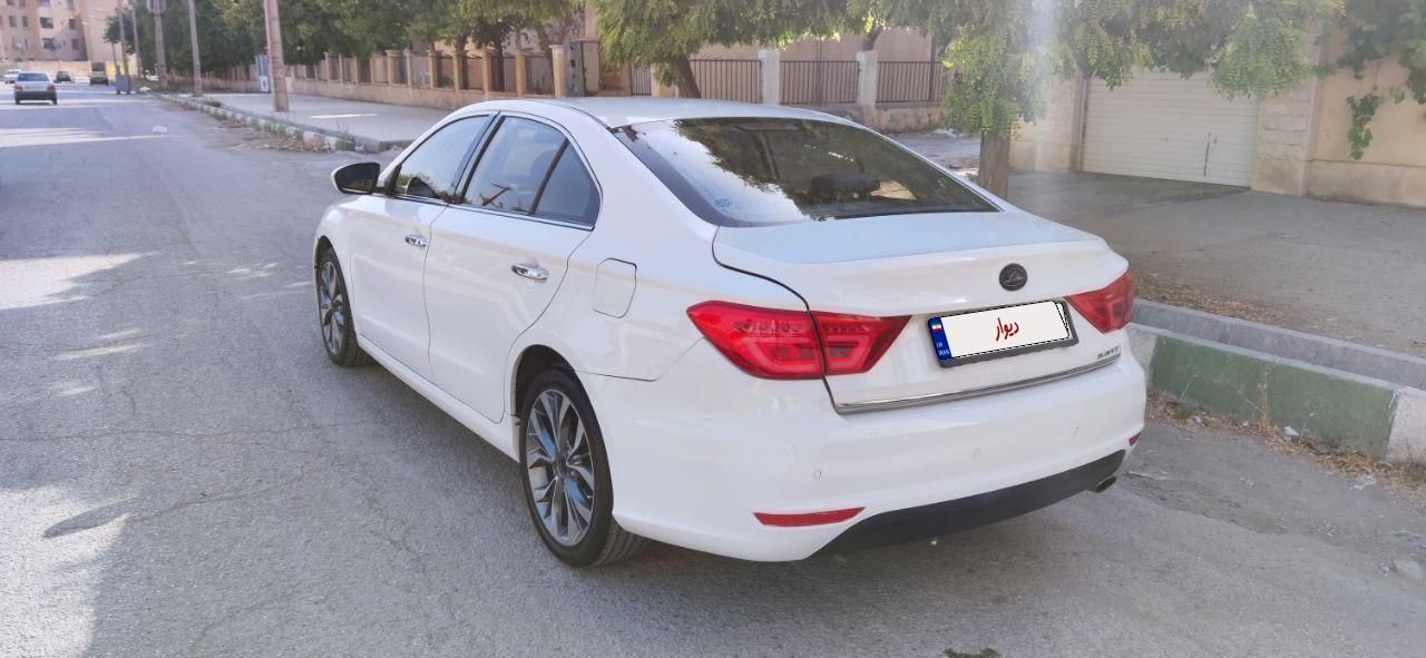 لیفان 820 اتوماتیک - 1395