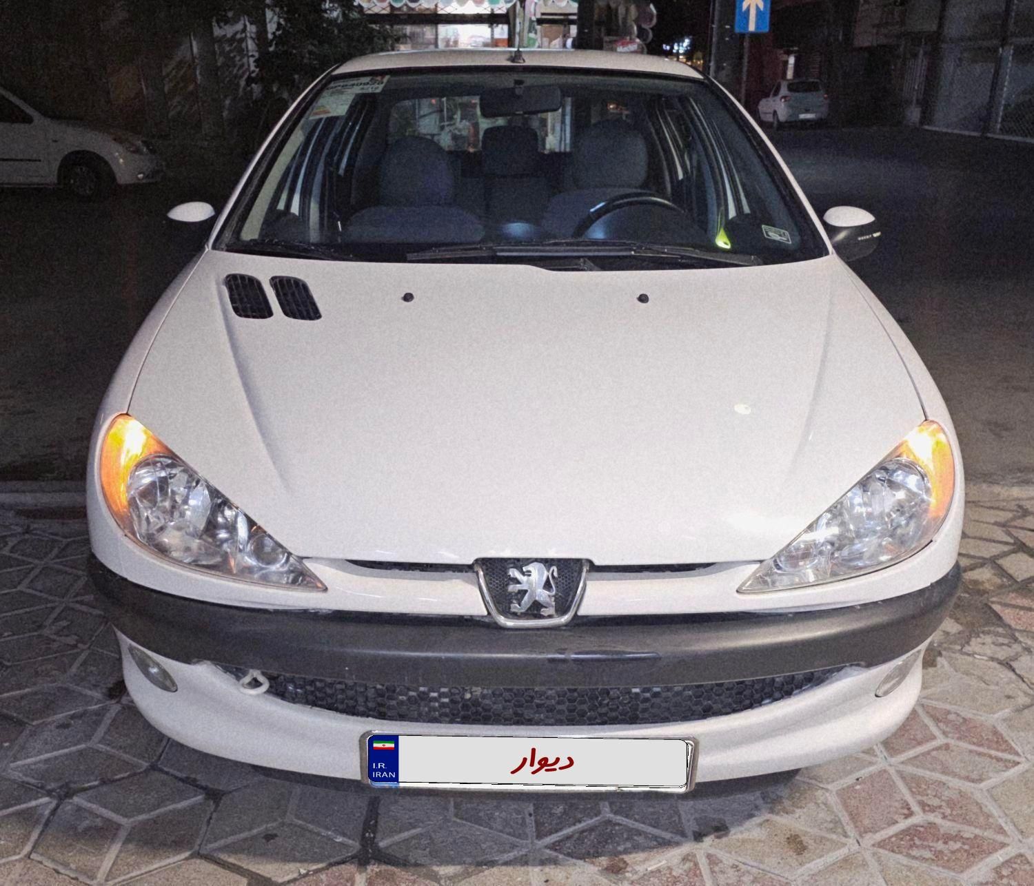پژو ۲۰۶ صندوق دار v8 - 1398