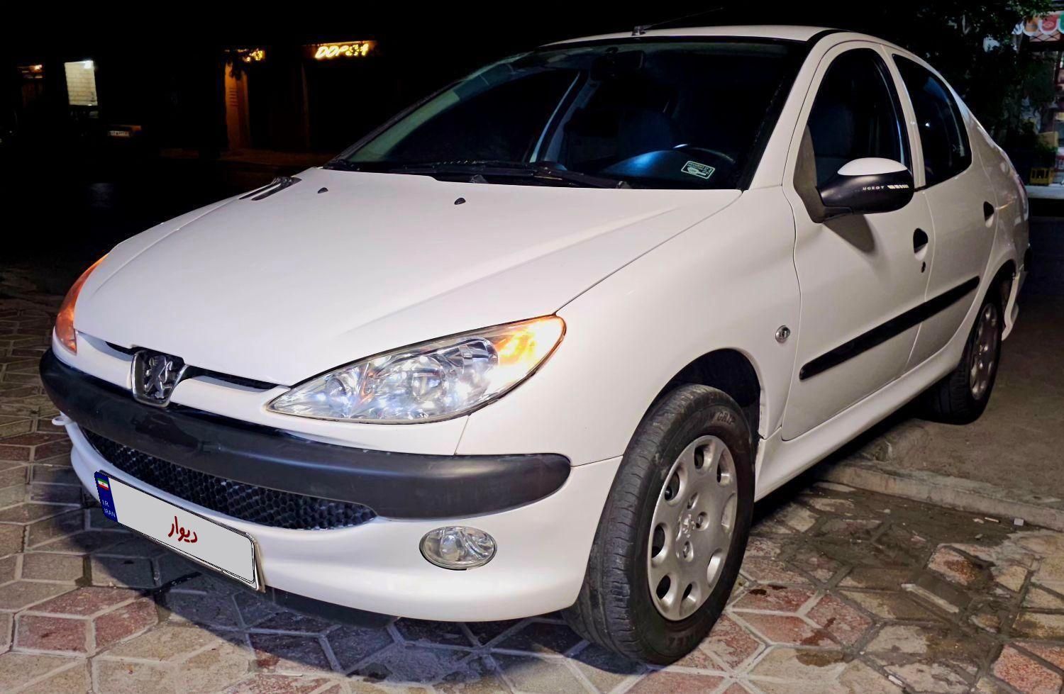 پژو ۲۰۶ صندوق دار v8 - 1398